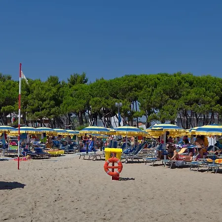 Отель Antares 3*